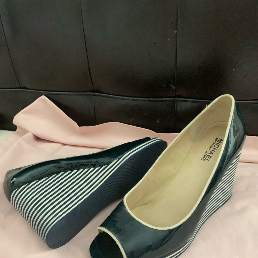 Shoes - Picture 1 of 1